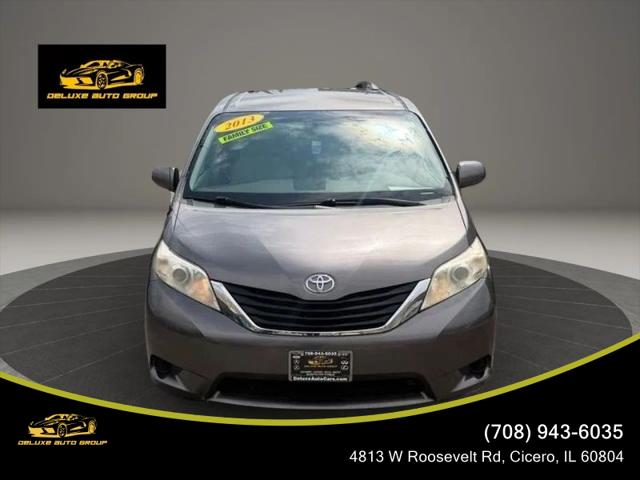 2013 Toyota Sienna LE V6 8 Passenger