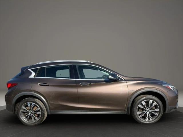 2019 INFINITI QX30 ESSENTIAL