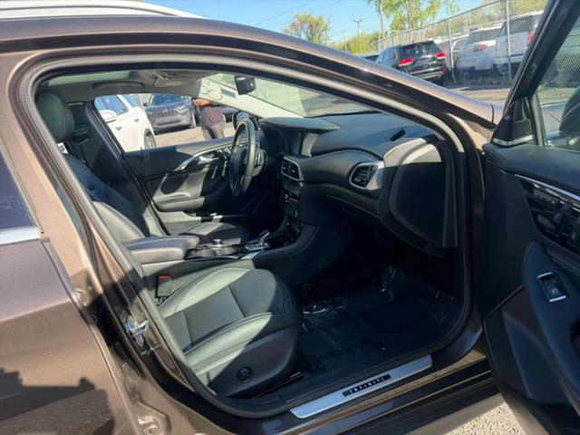 2019 INFINITI QX30 ESSENTIAL