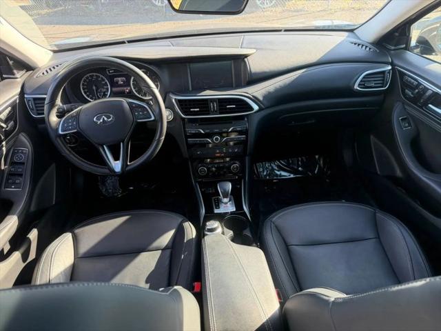 2019 INFINITI QX30 ESSENTIAL
