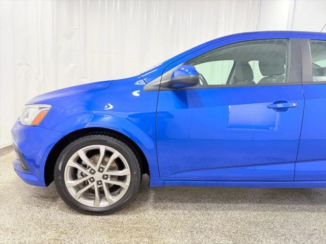 2020 Chevrolet Sonic FWD Sedan LS