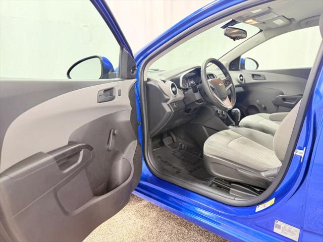 2020 Chevrolet Sonic FWD Sedan LS