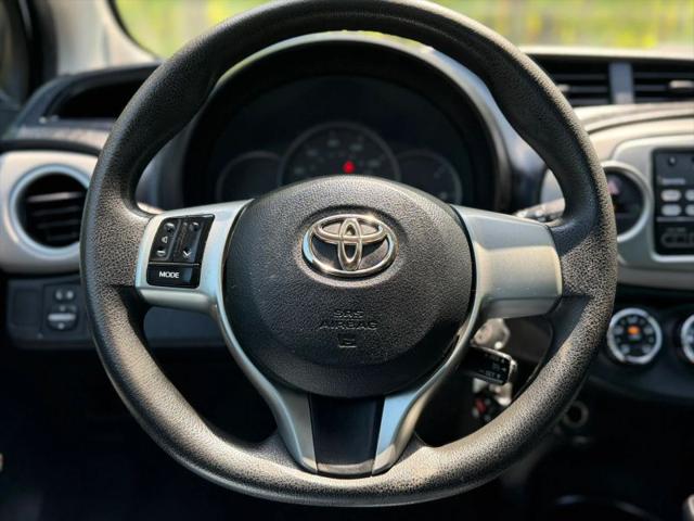 2012 Toyota Yaris LE