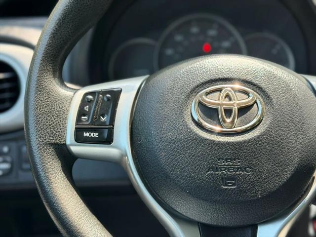 2012 Toyota Yaris LE