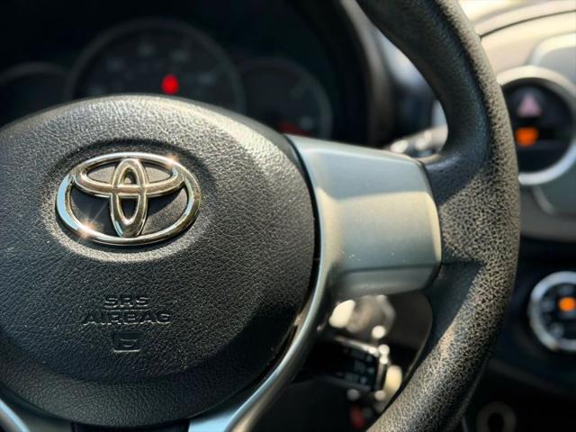 2012 Toyota Yaris LE