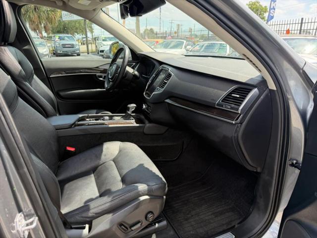 2019 Volvo XC90 T5 Momentum