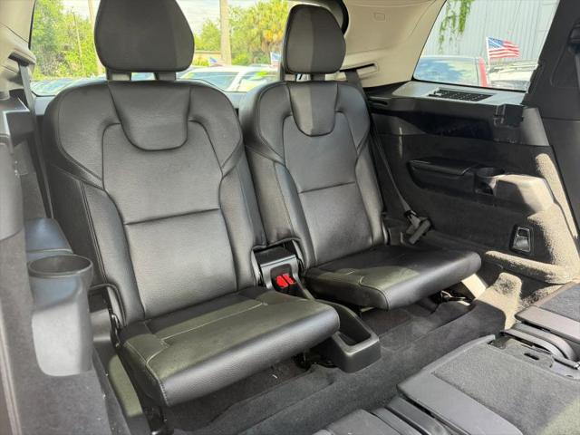 2019 Volvo XC90 T5 Momentum