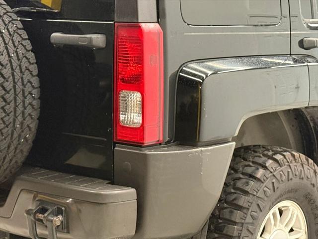 2007 HUMMER H3 Base