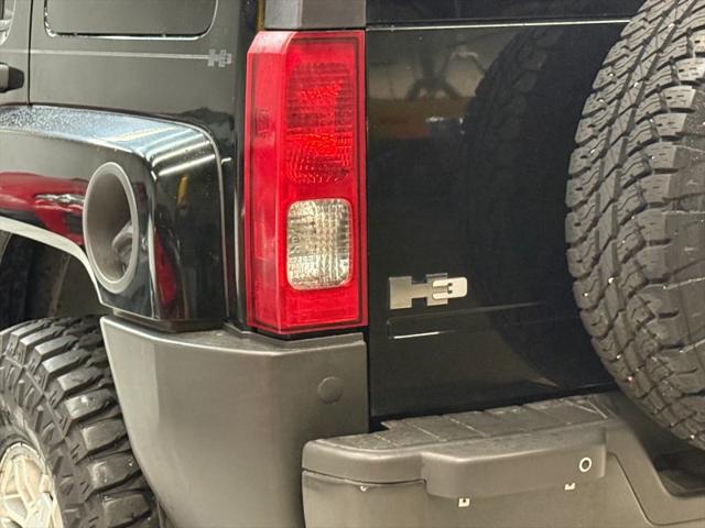 2007 HUMMER H3 Base