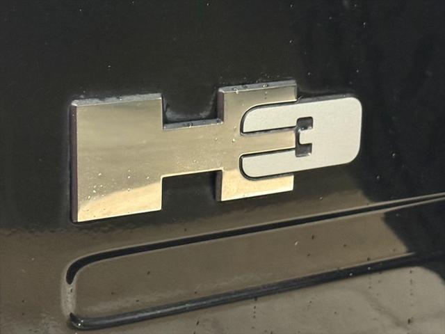 2007 HUMMER H3 Base