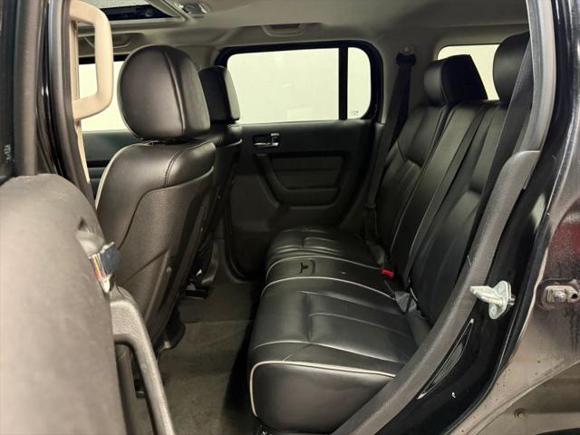 2007 HUMMER H3 Base