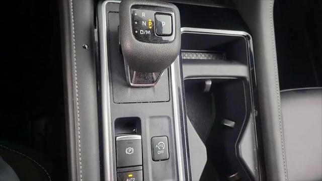 2024 Nissan Pathfinder SL 4WD