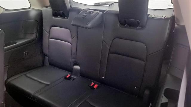 2024 Nissan Pathfinder SL 4WD