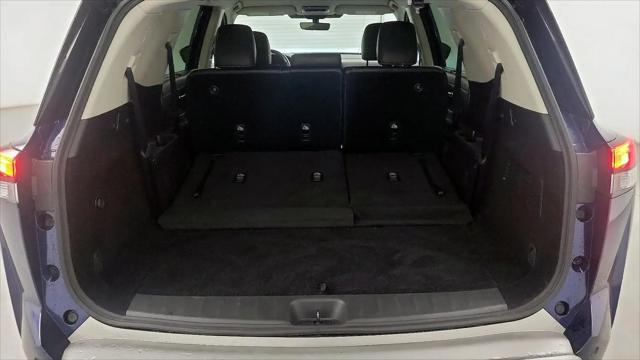 2024 Nissan Pathfinder SL 4WD