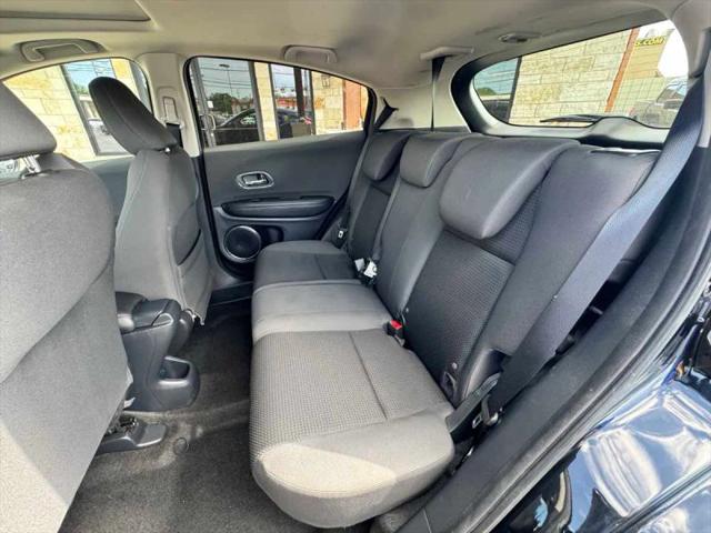 2022 Honda HR-V 2WD EX