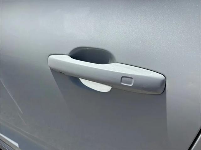 2023 Volvo XC60 Recharge T8 Plus Bright Theme