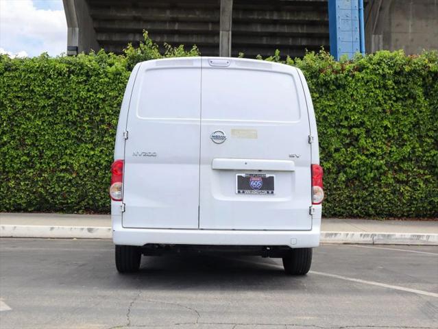 2017 Nissan NV200 SV