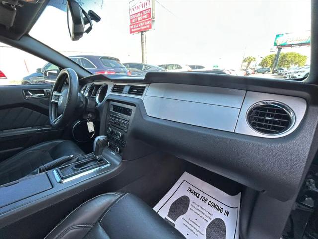 2013 Ford Mustang V6 Premium