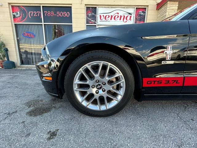 2013 Ford Mustang V6 Premium