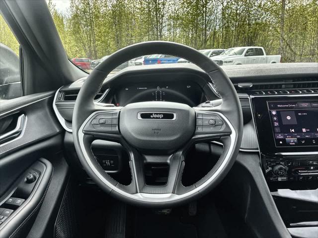 2026 Jeep Grand Cherokee L Altitude 4x4