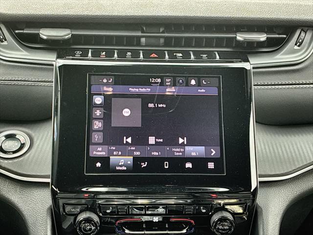 2026 Jeep Grand Cherokee L Altitude 4x4