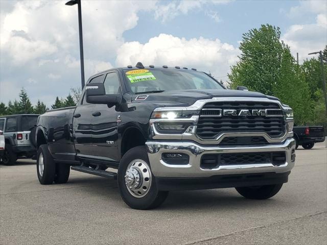 2025 Ram 3500 Big Horn Crew Cab 4x4 8' Box