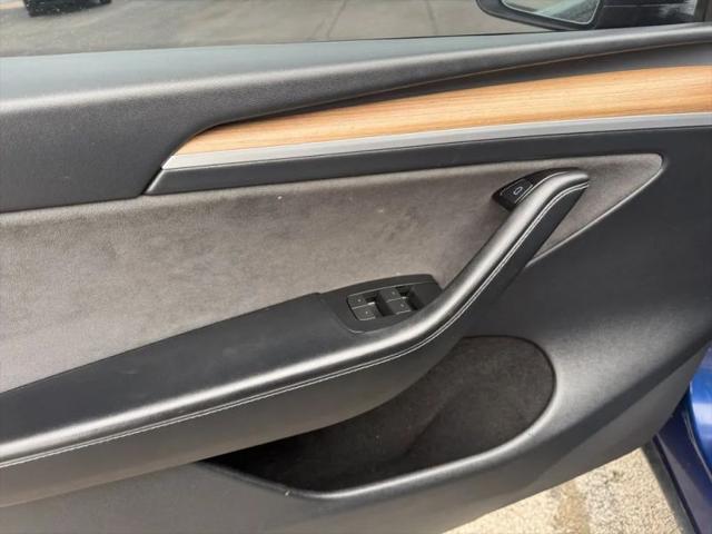 2024 Tesla Model Y Long Range Single Motor Rear-Wheel Drive