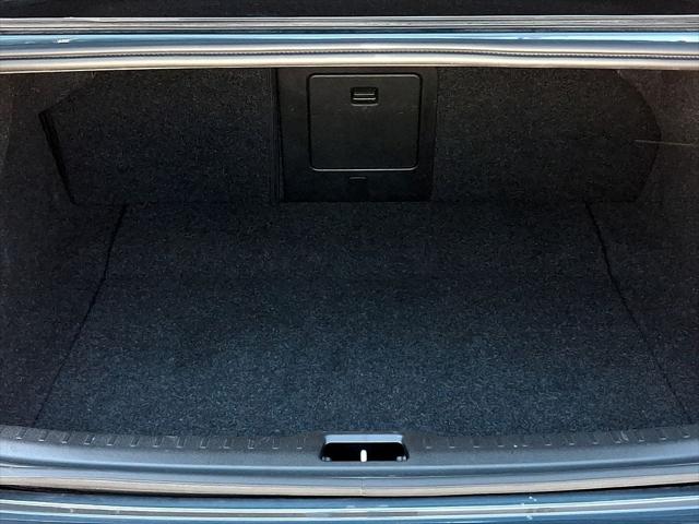 2024 Volvo S60 B5 Plus Dark Theme