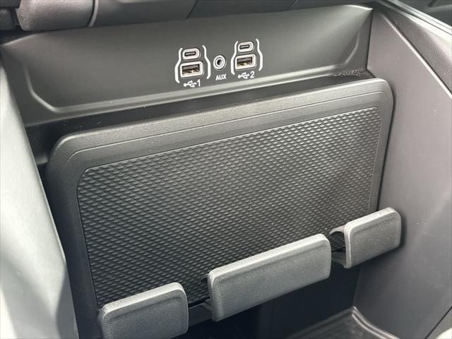 2026 Ram 1500 Express Crew Cab 4x4 5'7" Box