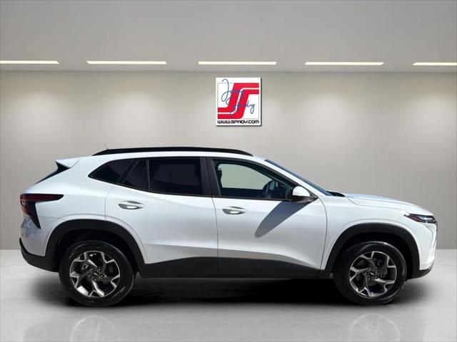 2026 Chevrolet Trax FWD LT