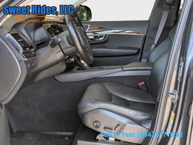 2016 Volvo XC90 T6 Momentum