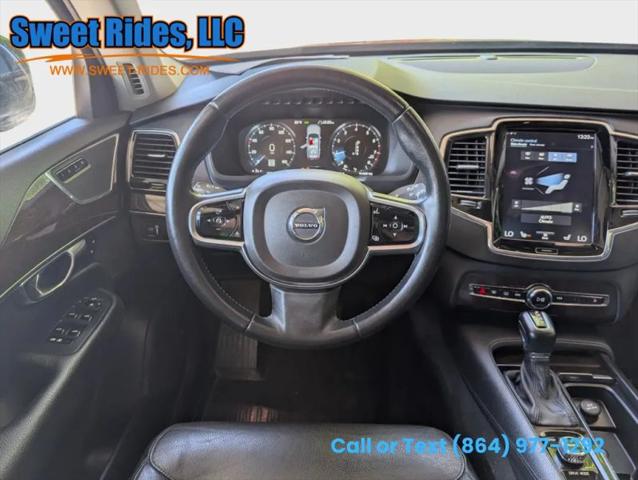2016 Volvo XC90 T6 Momentum