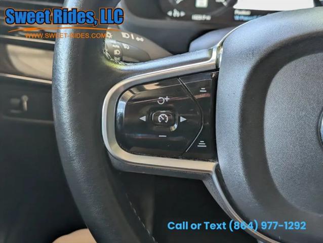 2016 Volvo XC90 T6 Momentum
