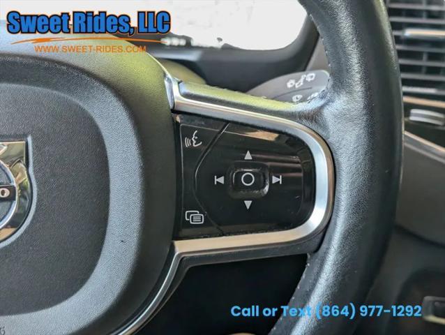 2016 Volvo XC90 T6 Momentum
