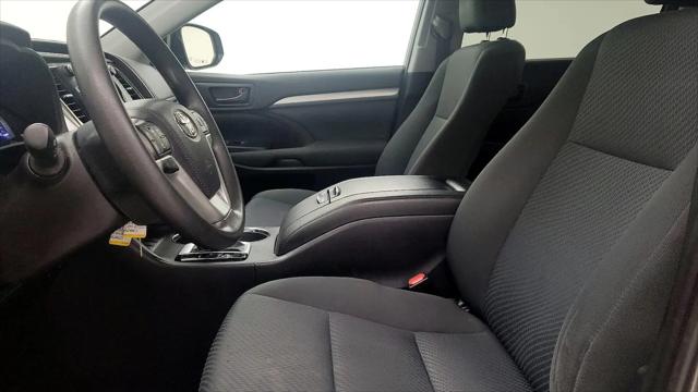 2019 Toyota Highlander LE