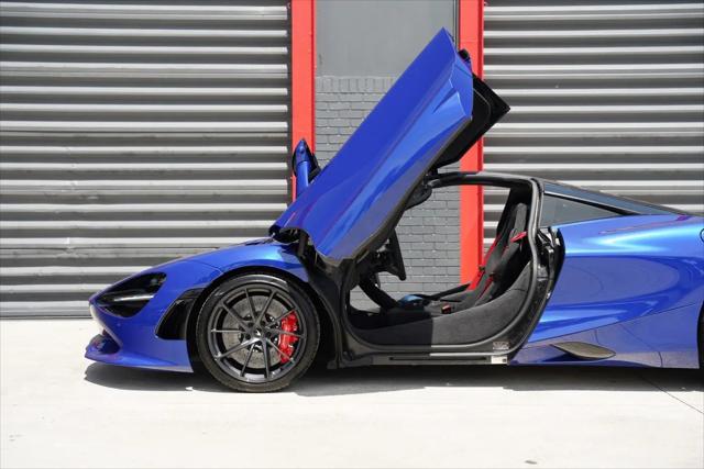 2024 McLaren 750S Coupe
