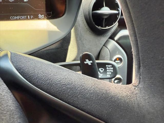 2024 McLaren 750S Coupe