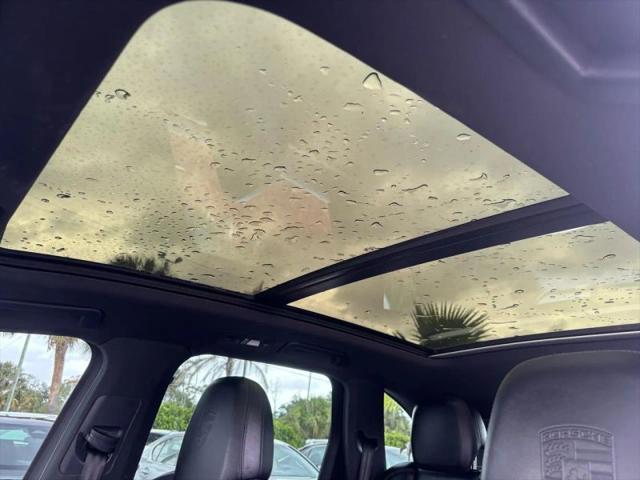 2016 Porsche Cayenne Base