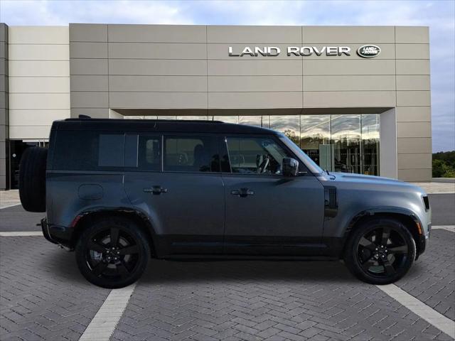 2026 Land Rover Defender P400 X-Dynamic SE