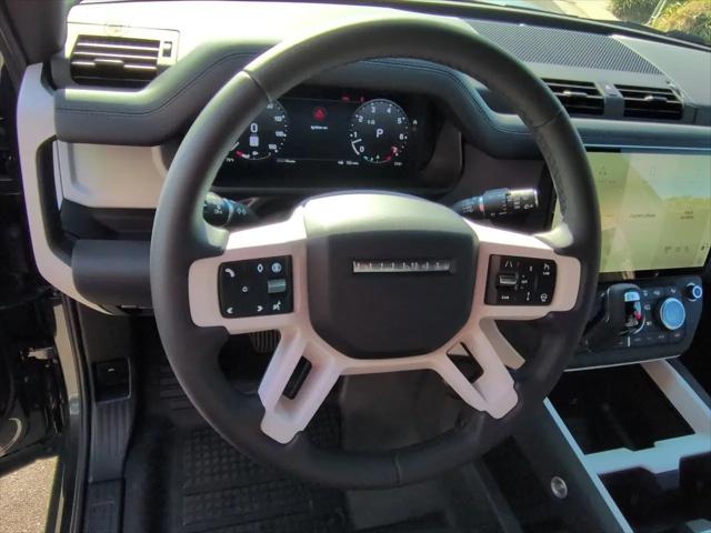 2026 Land Rover Defender P400 X-Dynamic SE