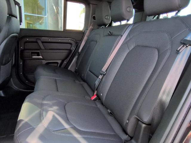 2026 Land Rover Defender P400 X-Dynamic SE