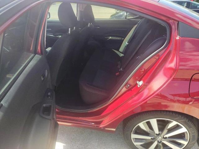 2021 Nissan Versa SR Xtronic CVT
