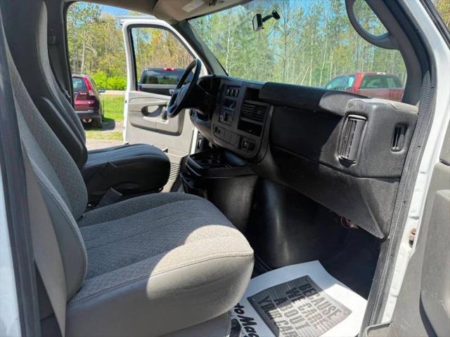 2015 GMC Savana 2500 Work Van