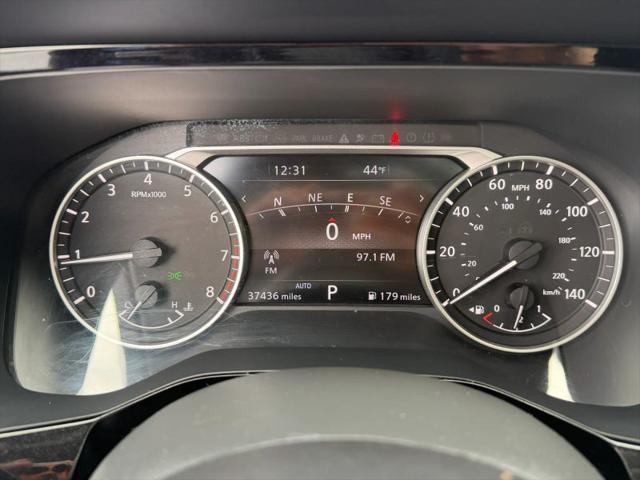 2023 Nissan Pathfinder SL 4WD