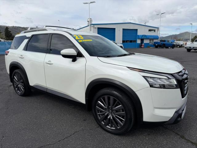 2023 Nissan Pathfinder SL 4WD