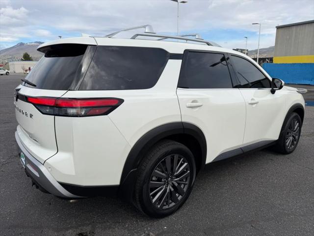 2023 Nissan Pathfinder SL 4WD