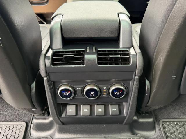 2020 Land Rover Defender 110 SE