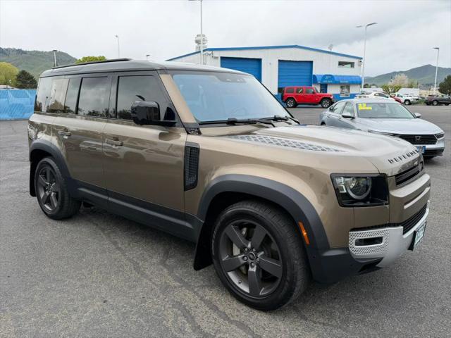 2020 Land Rover Defender 110 SE