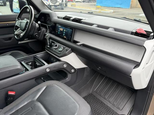 2020 Land Rover Defender 110 SE