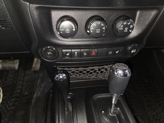 2012 Jeep Wrangler Unlimited Sahara
